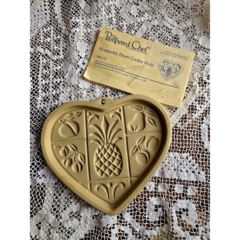Vintage Stoneware Pampered Chef Hospitality Heart Cookie Mold with Recipe Bookle